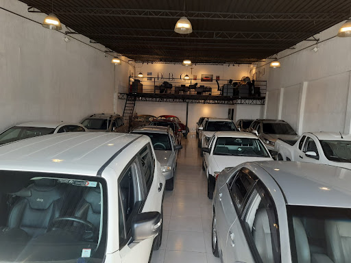 Alpha Multimarcas Loja 2 - Concessionária