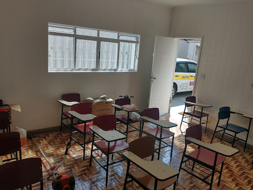 Auto Moto Escola Barcelona - Área de treinamento para autoescolas