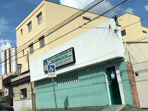 CESCS - CENTRO DE ESPECIALIDADES DE SÃO CAETANO DO SUL - Médico