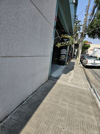 Chatos por carros - Lava-rápido