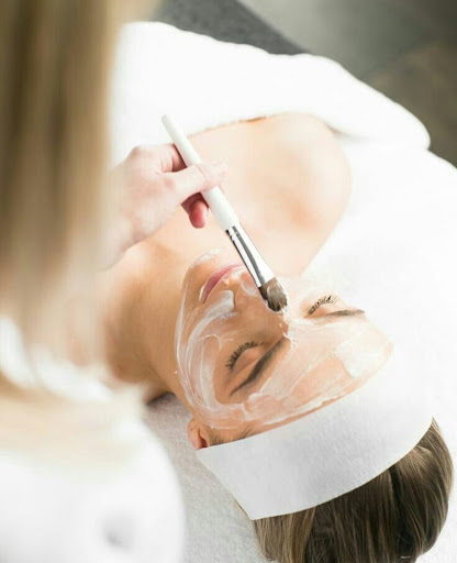 Claudia Carneiro Estética - Centro de saúde e beleza