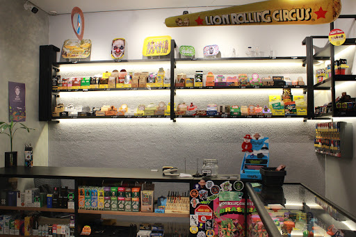 Cubanos Headshop e Charutaria - Tabacaria