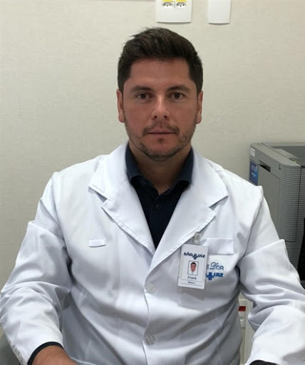 Dr. Frank Walker Blasek Veizaga