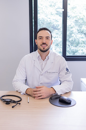 Dr. José Henrique Dias - Cardiologista - Cardiologista
