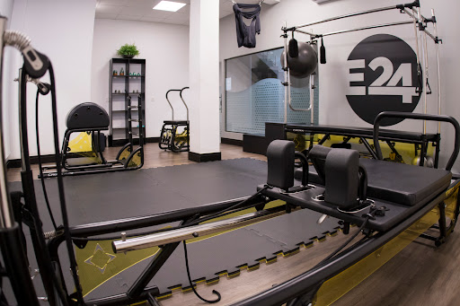 E24 - Eizens Training Studio - Academia