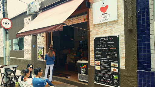 Fifty Café - Restaurante vegano