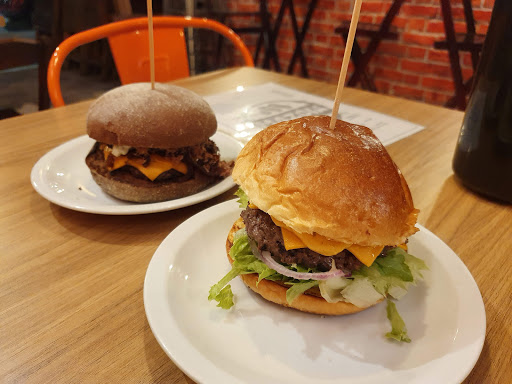 Mazóia Burger - Hamburgueria