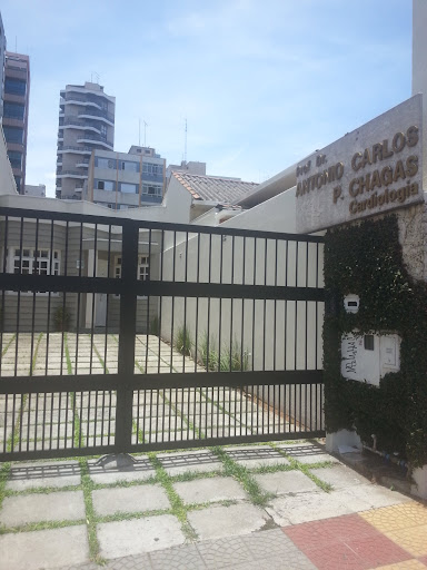 Prof. Dr. Antonio Carlos P. Chagas - Cardiologista