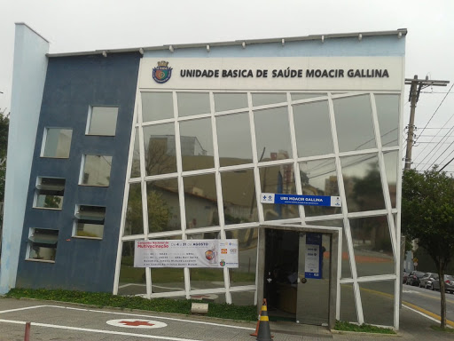 Unidade Básica de Saúde Moacir Gallina - Centro médico público